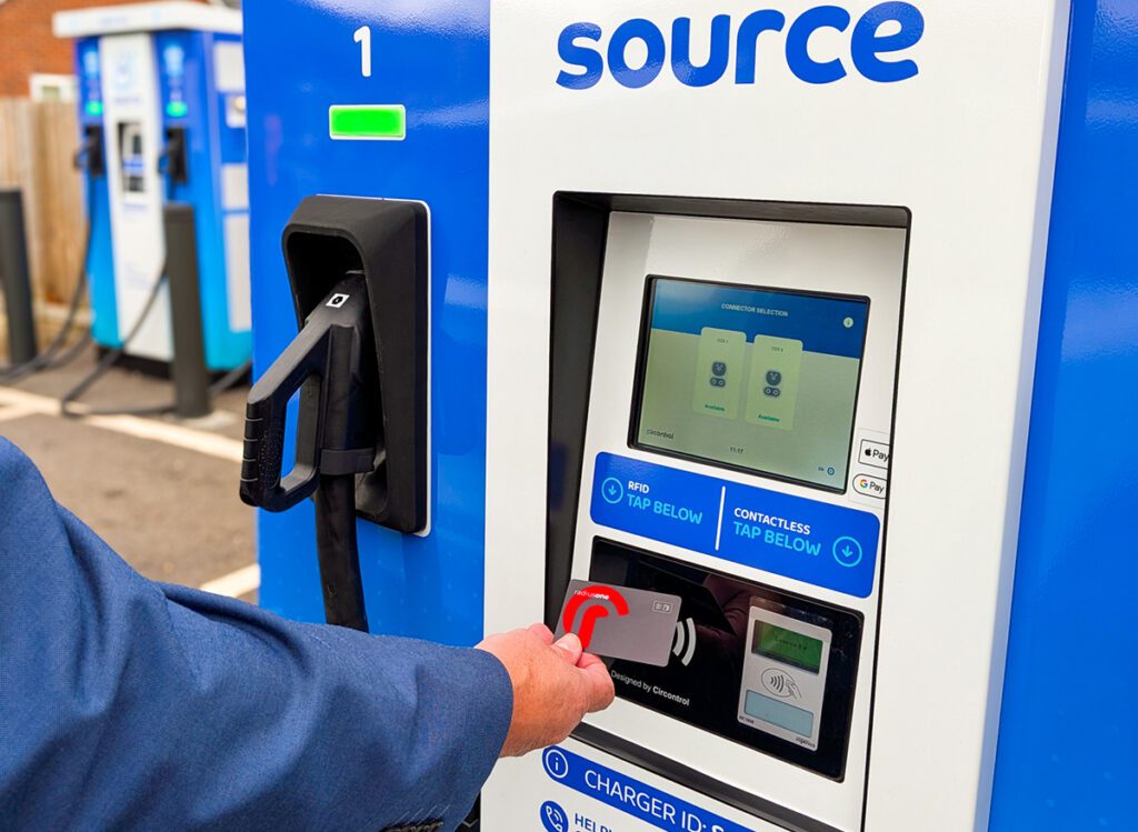 Source partners with Radius to expand EV charging access for UK fleet drivers