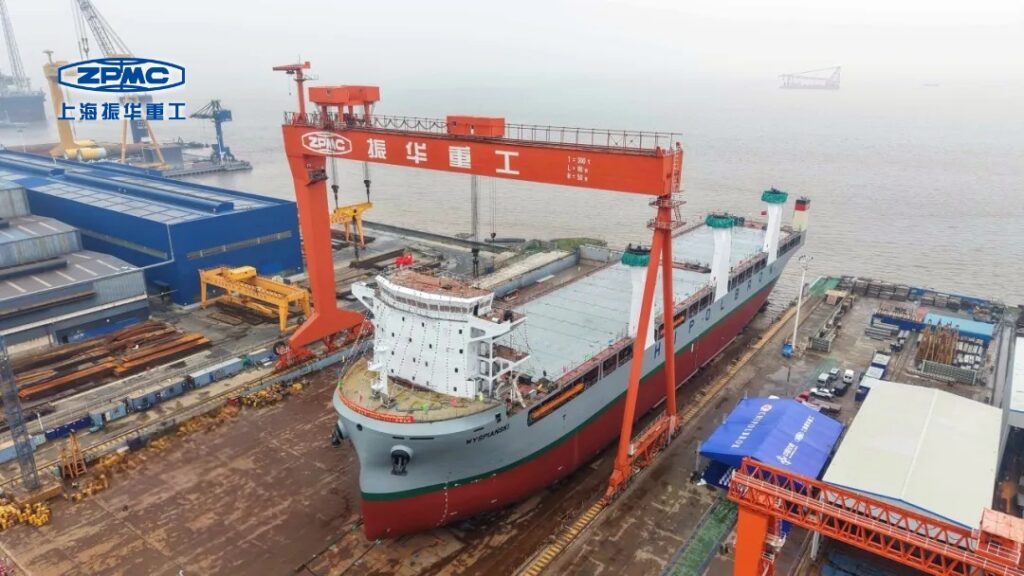 ZPMC launches first of four battery-equipped heavy-lift vessels for Chinese-Polish shipping firm